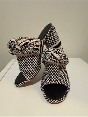 Anatolia Paris Women's Black & White Braided Knit Mule Heels  size 5.5/6